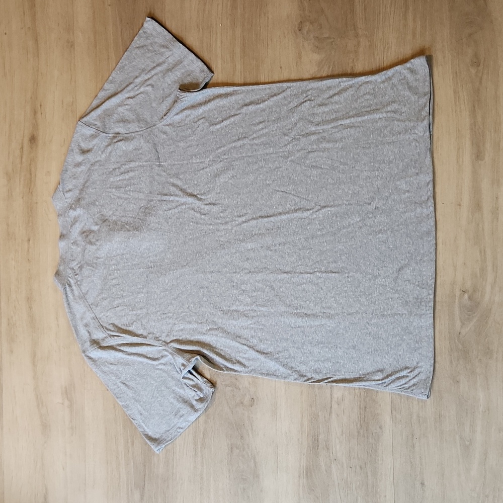 Sperry Pocket T-Shirt Size XL NWT - Picture 2 of 8